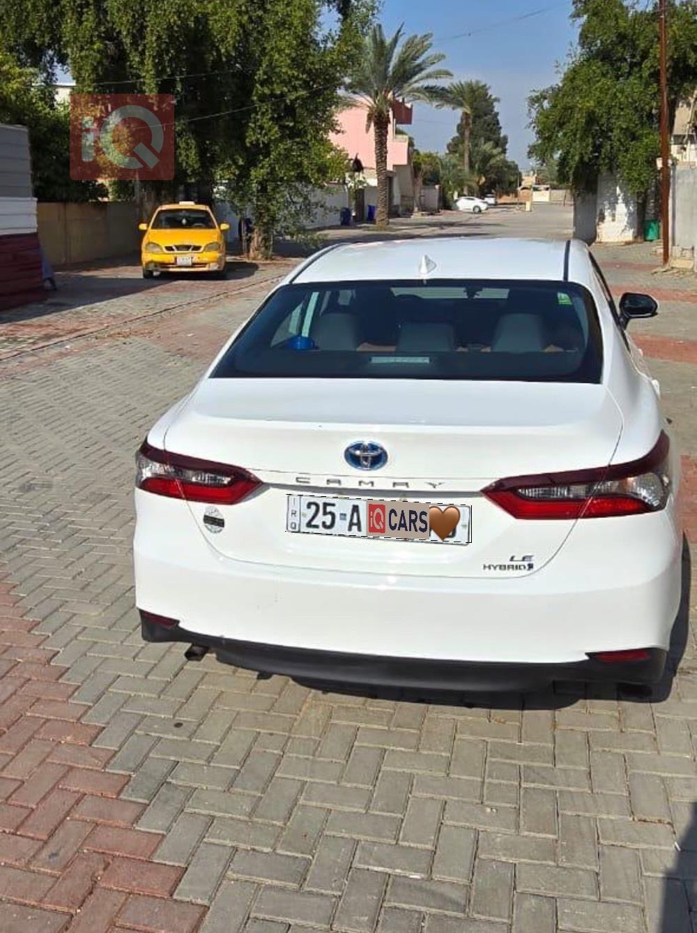 تۆیۆتا کامری